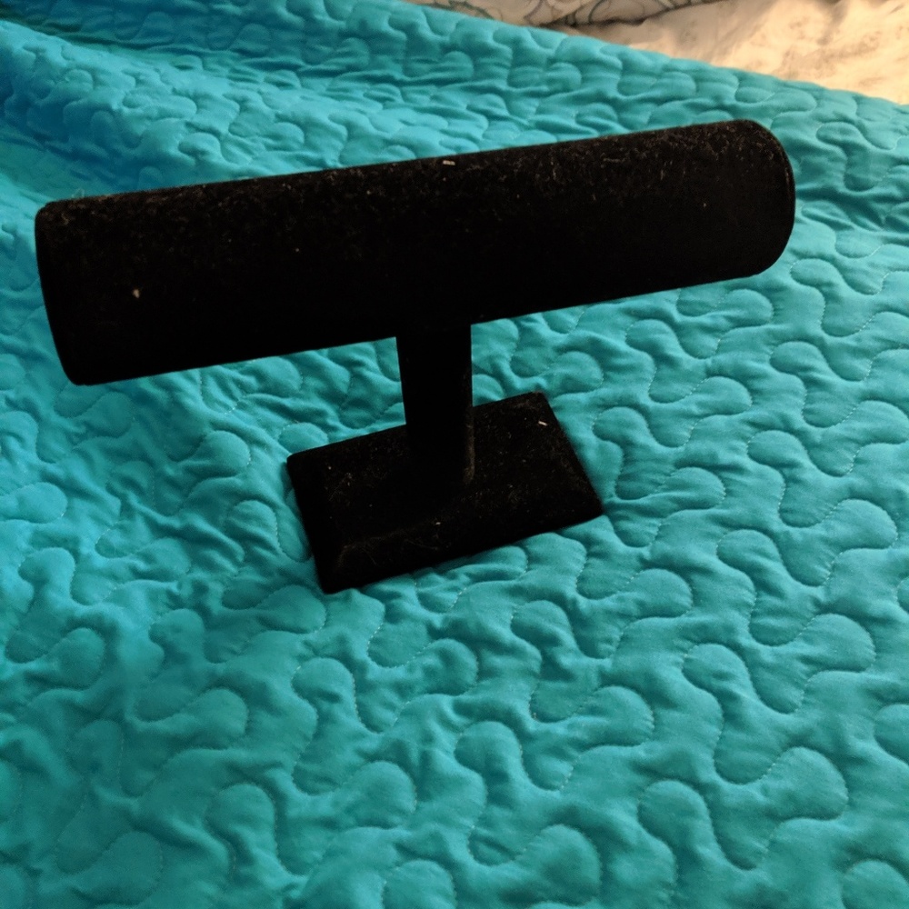 Bracelet stand